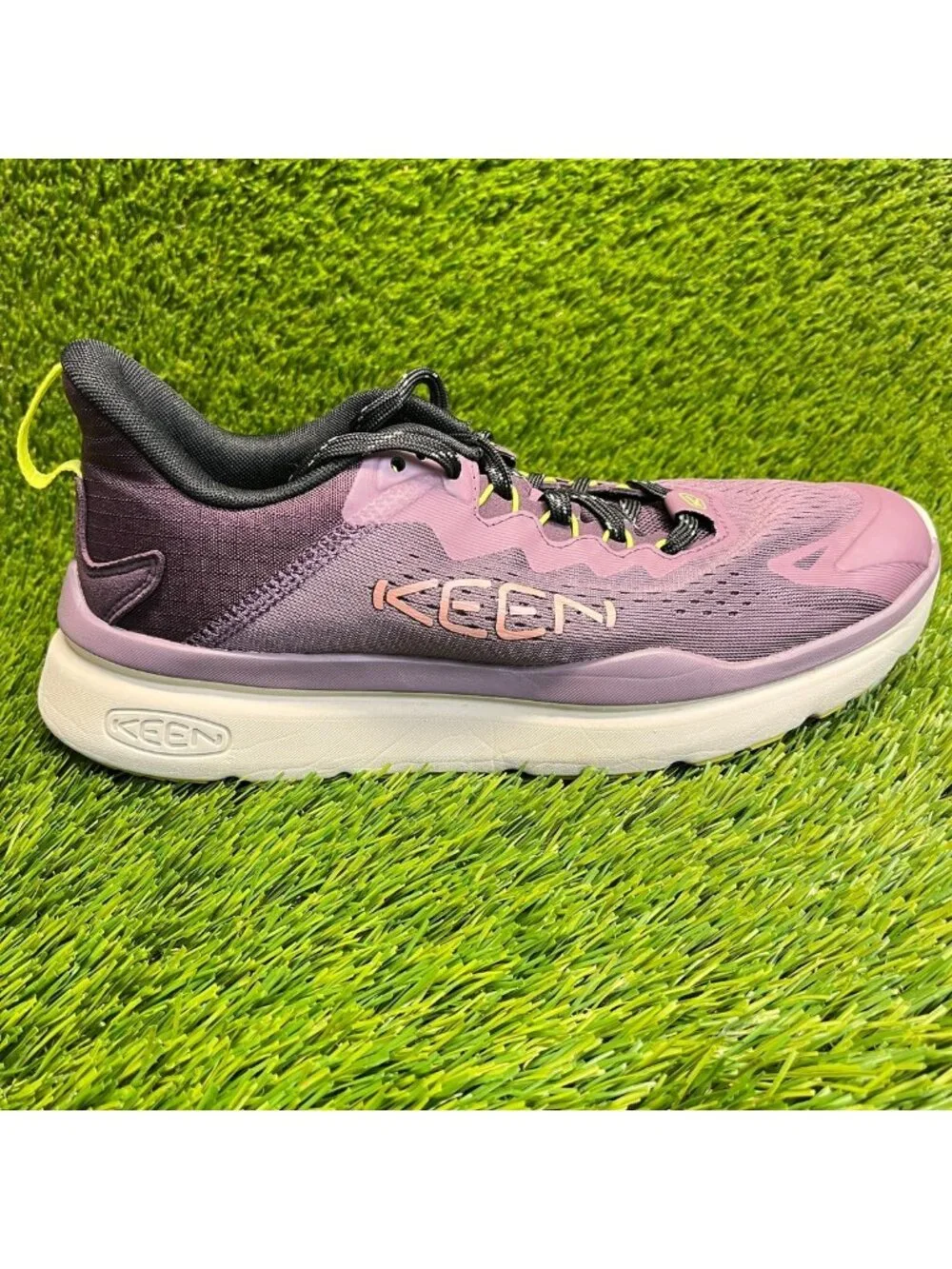 Keen WK450 Womens Size 9.5 Purple Black Running Walking Hiking Shoes Sneakers